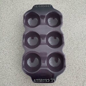 Le Creuset egg tray